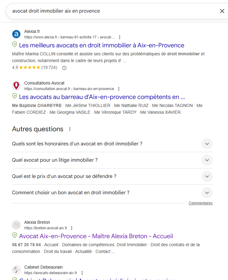 Capture d'écran d'une recherche "avocat droit immobilier" sur le moteur de recherche Google pour démontrer les résultats du référencement naturel